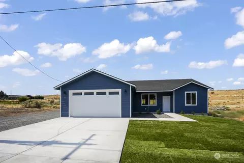 209 N Maple St, Soap Lake, WA 98851