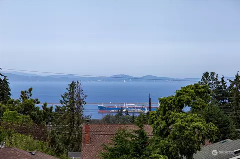 620 E Vashon Ave, Port Angeles, WA 98362