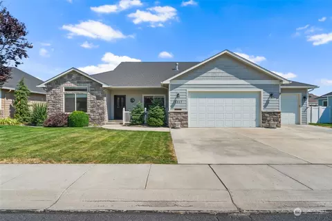 1017 S 90th Ave, Yakima, WA 98908