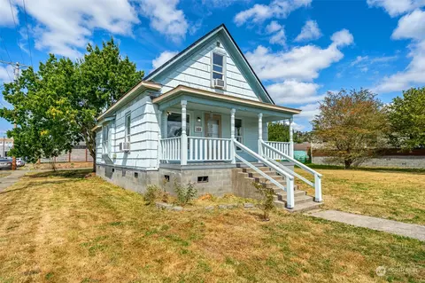 222 SW John St, Chehalis, WA 98532