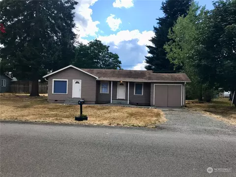 507 Van Trump Ave NW, Yelm, WA 98597