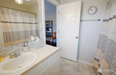 Bath - 100 Mccawley Dr, Sequim, WA 98382 photo 1 of 3