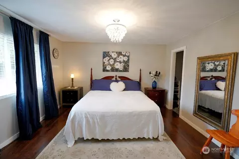 Bedroom - 100 Mccawley Dr, Sequim, WA 98382 photo 1 of 3
