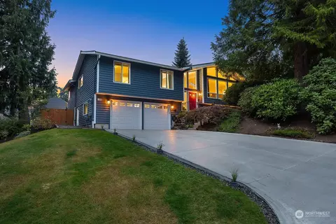 Exterior - 216 215th St SE, Bothell, WA 98021 photo 10 of 10