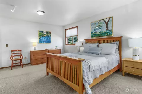 9913 NE 202nd St, Bothell, WA 98011 photo 19