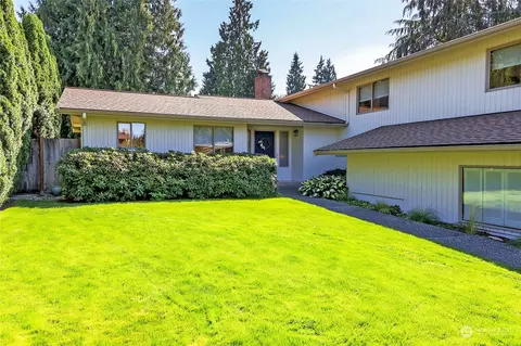 9913 NE 202nd St, Bothell, WA 98011 photo 2
