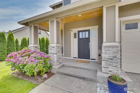 18 213th St SW, Bothell, WA 98021 photo 4