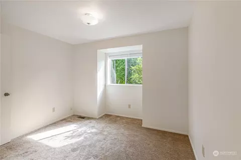 Bedroom - 29 75th St SW, Everett, WA 98203 photo 4 of 8