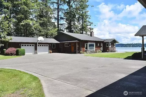 24424 Sandridge Rd, Ocean Park, WA 98640