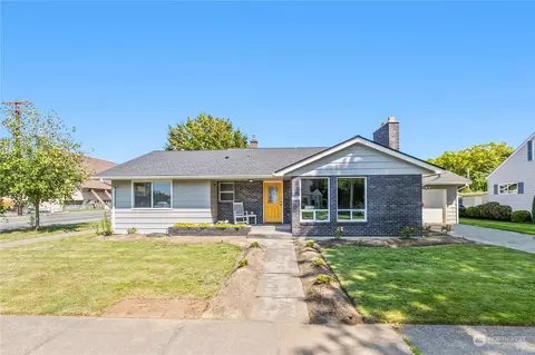 112 N Bc Ave, Lynden, WA 98264