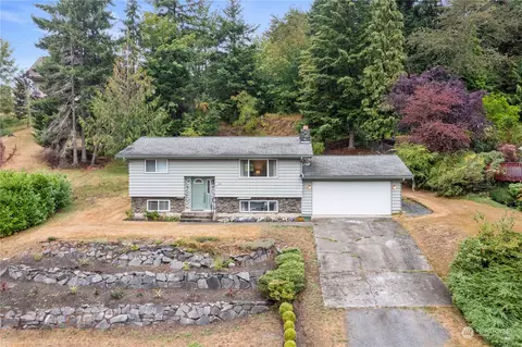 200 Conant Dr N, Eatonville, WA 98328