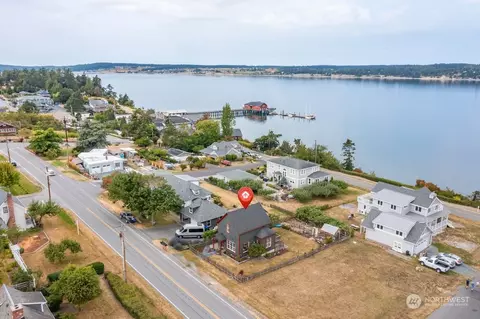 104 NE 9th, Coupeville, WA 98239