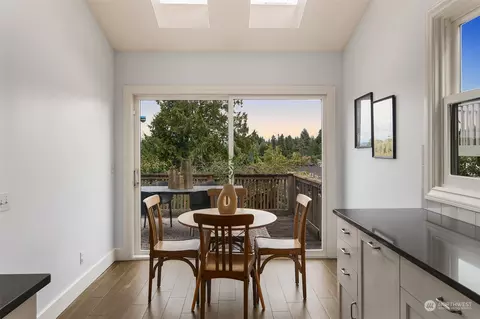 2080 23rd Ave E, Seattle, WA 98112 photo 12