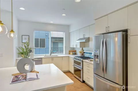 15741 NE 14th Aly, Bellevue, WA 98008 photo 13