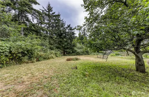 2055 Jackman St, Port Townsend, WA 98368
