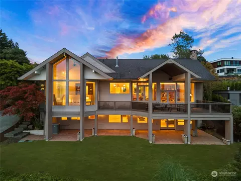10311 NE 60th St, Kirkland, WA 98033