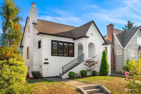 825 NW 58th St, Seattle, WA 98107