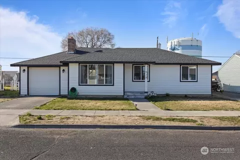 918 S Ironwood Dr, Moses Lake, WA 98837
