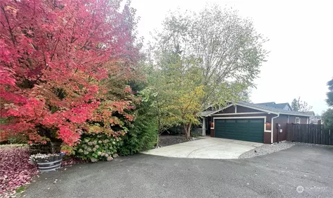 18730 18th Ave E, Spanaway, WA 98387