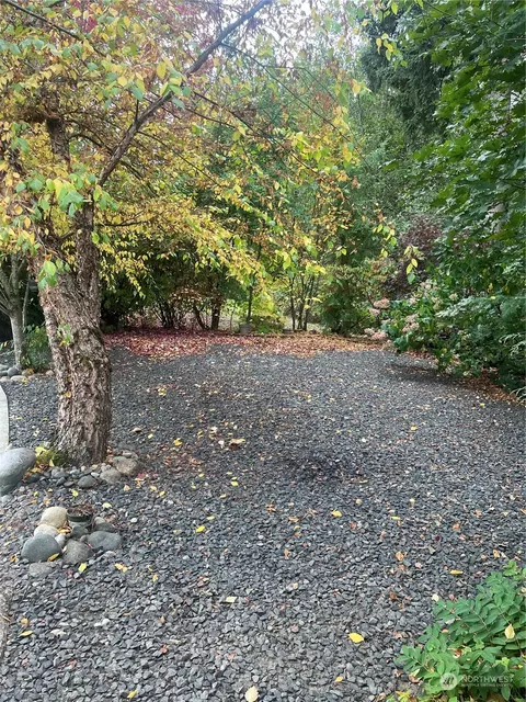Exterior - 18730 18th Ave E, Spanaway, WA 98387 photo 4 of 12