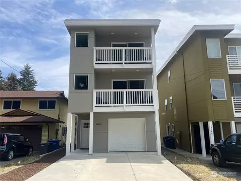 14936 6th Ave S, Burien, WA 98168