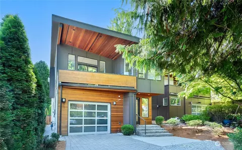 4311 NE 123rd St, Seattle, WA 98125