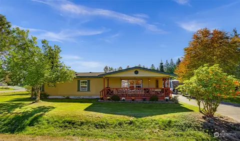 24234 Feather Ln, Sedro Woolley, WA 98284