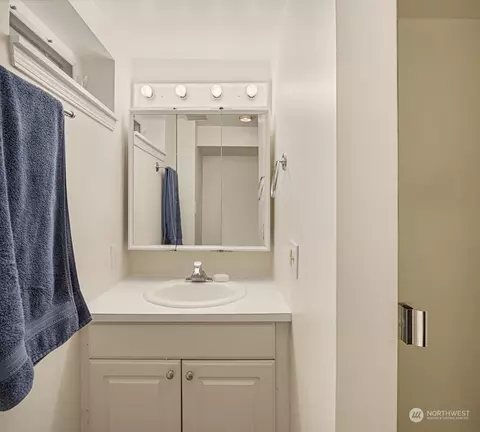 5651 Keystone Pl N, Seattle, WA 98103 photo 19