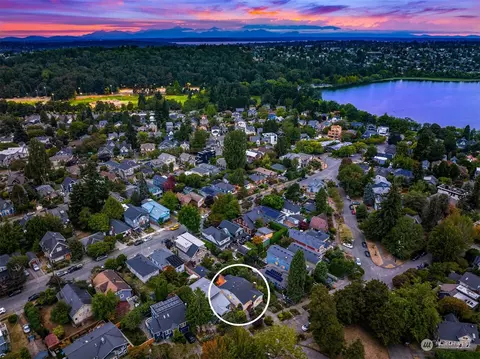 5651 Keystone Pl N, Seattle, WA 98103 photo 32