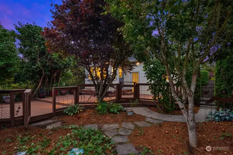 5651 Keystone Pl N, Seattle, WA 98103 photo 25