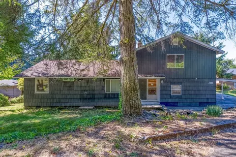 3827 Sunset Way, Longview, WA 98632