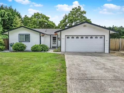 7520 211th St E, Spanaway, WA 98387