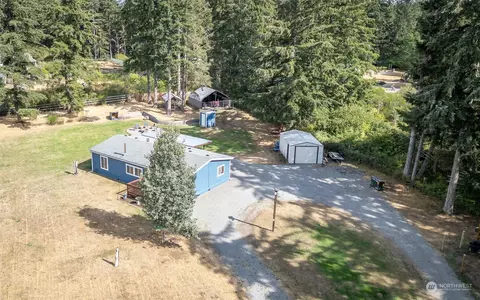 24707 60th Ave E, Graham, WA 98338