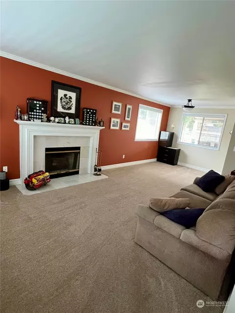 6206 199th St E, Spanaway, WA 98387 photo 2