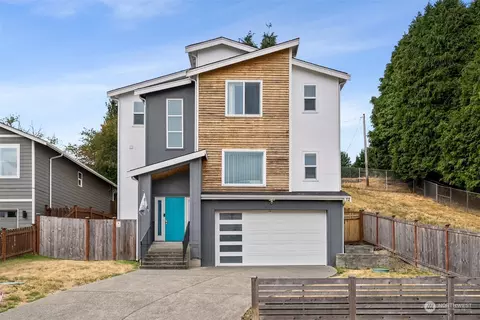 2102 S Ainsworth Ave, Tacoma, WA 98405