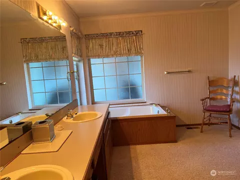580 N Dunlap Ave, Sequim, WA 98382 photo 22