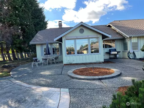 580 N Dunlap Ave, Sequim, WA 98382 photo 4