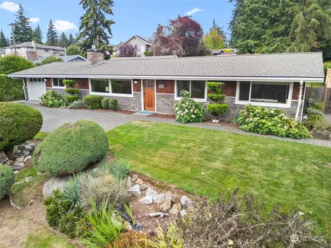 22415 100th Ave W, Edmonds, WA 98020