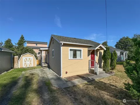 404 N Ennis St, Port Angeles, WA 98362