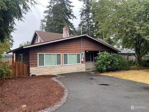 24904 36th Ave S, Kent, WA 98032