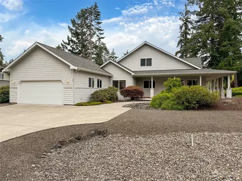 261 Taylor Blvd, Sequim, WA 98382