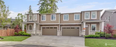 1607 106th Pl SW #B, Everett, WA 98204