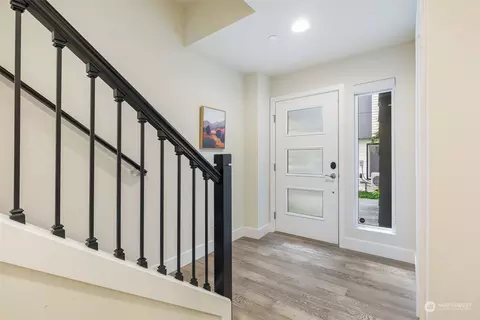 Entry Way - 620 238th St SE #C, Bothell, WA 98021 photo 1 of 2
