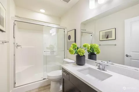Bath - 620 238th St SE #C, Bothell, WA 98021 photo 4 of 4