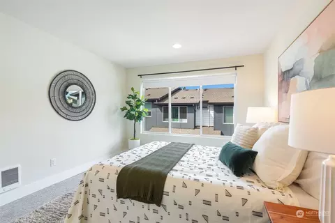Bedroom - 620 238th St SE #C, Bothell, WA 98021 photo 5 of 6