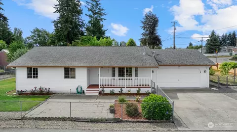 1318 E Casino Rd, Everett, WA 98203