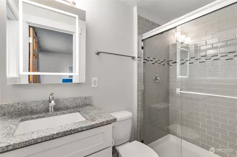 Bath - 2306 95th Pl SE, Everett, WA 98208 photo 1 of 3