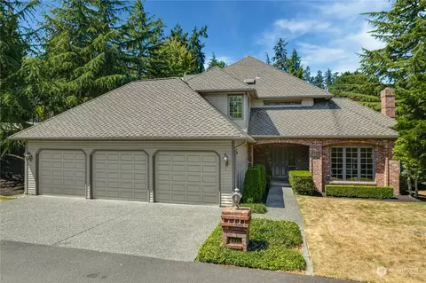 9911 SE 5th St, Bellevue, WA 98004