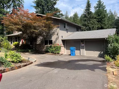 2714 Hibiscus Ct SE, Olympia, WA 98513