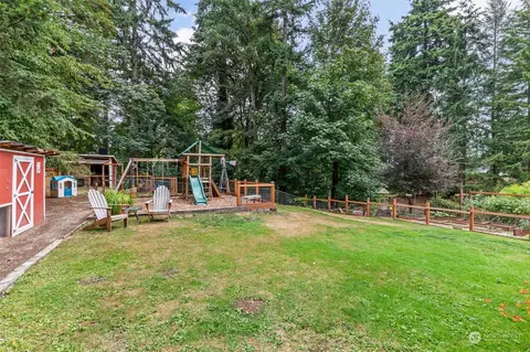 Exterior - 119 E Jonathan Rd, Bothell, WA 98012 photo 9 of 10
